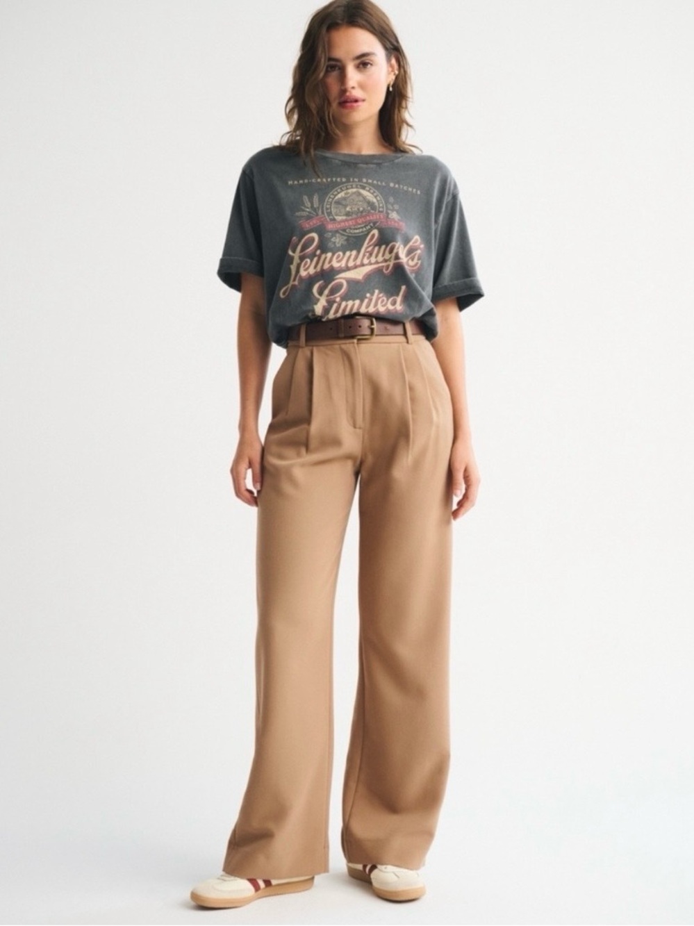 A&F Sloane Tailored Wide Leg Neutral
Pant Size 4 Minimalist